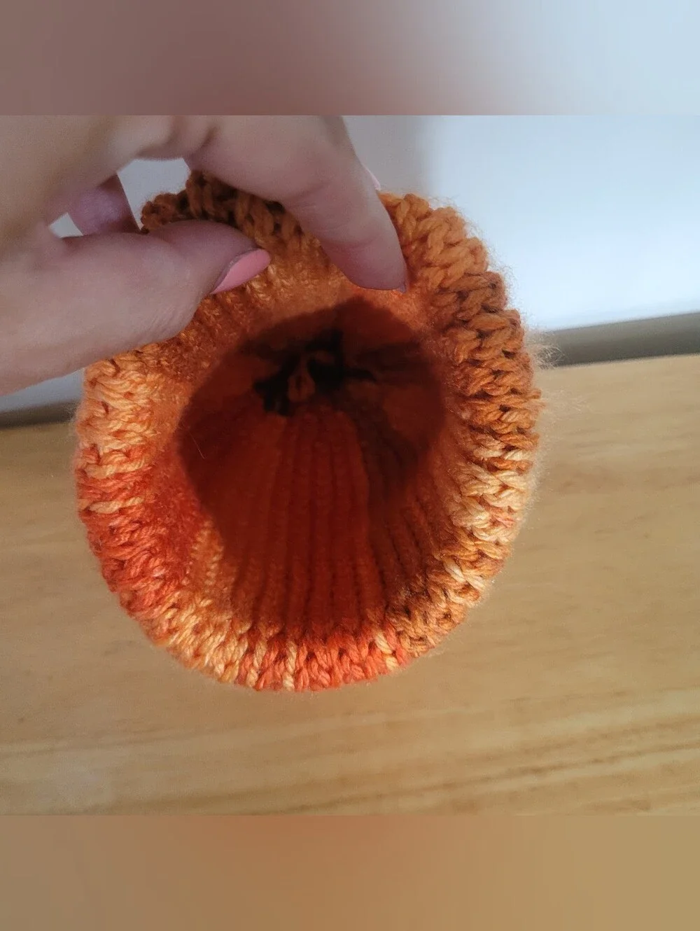 Pumpkin Handmade Knit Hat Beanie Baby 0-6 Months NEW